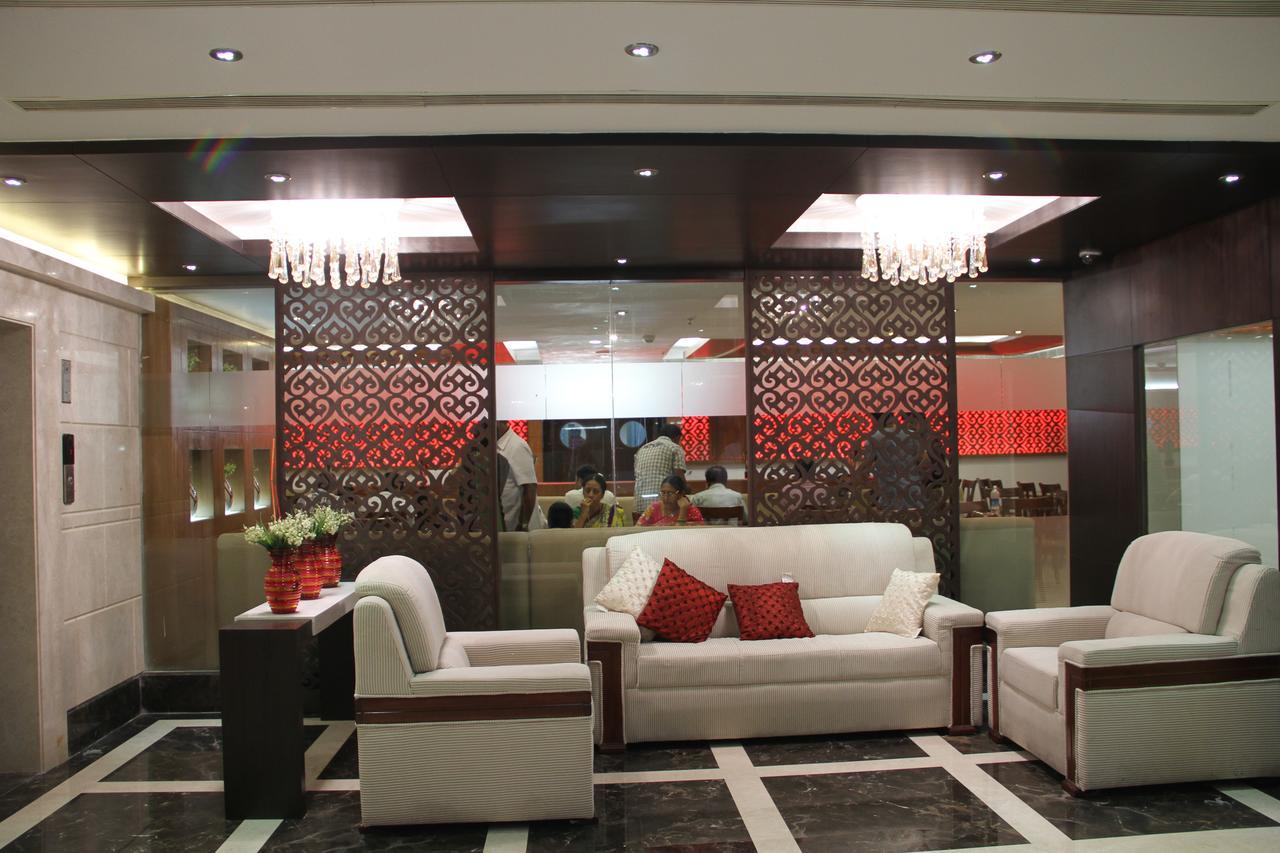 Hotel Southern Grand Vijayawāda Buitenkant foto